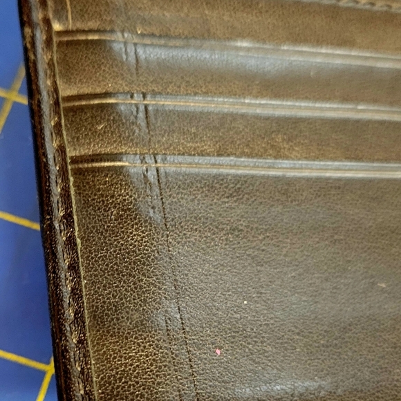 Coach Black Wallet 8" x 4.5" x 1.25" - Picture 9 of 16